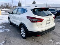 2023 Nissan Qashqai AWD SV CVT