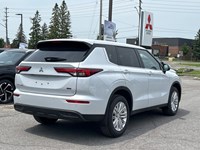 2024 Mitsubishi Outlander ES S-AWC