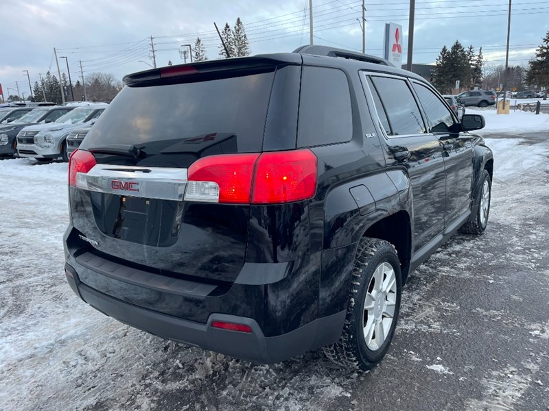 2013 GMC Terrain FWD 4dr SLE-2