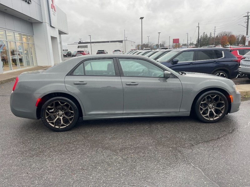 2018 Chrysler 300 300S RWD