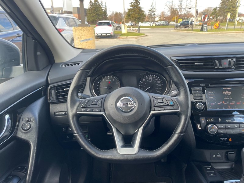 2023 Nissan Qashqai AWD SV CVT