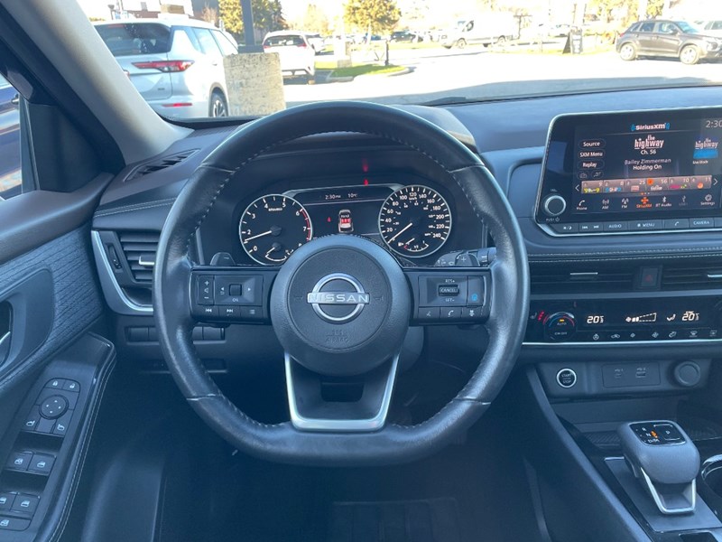 2023 Nissan Rogue AWD SV Moonroof