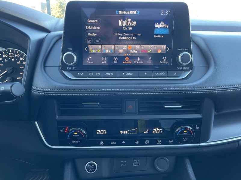 2023 Nissan Rogue AWD SV Moonroof