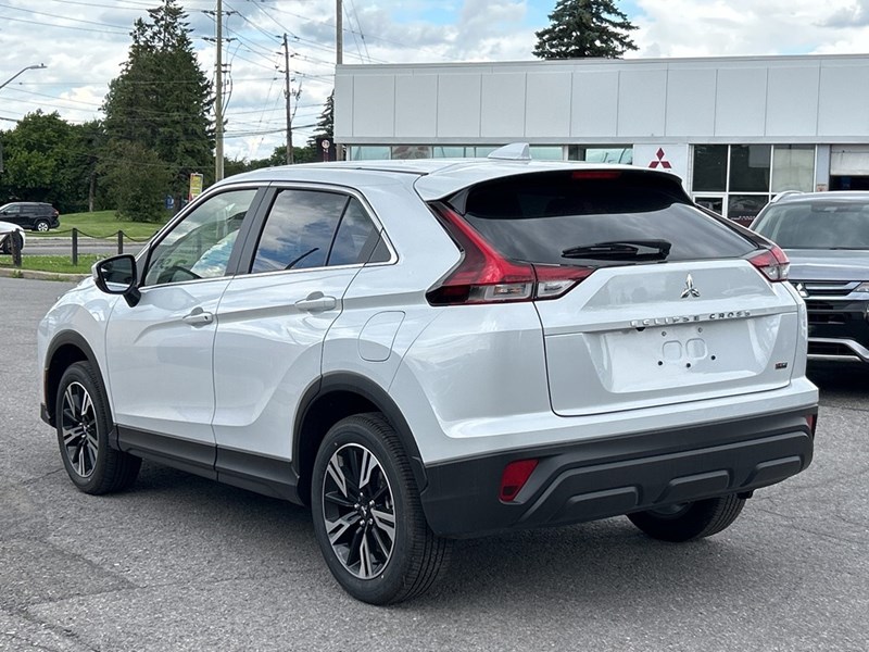 2024 Mitsubishi Eclipse Cross ES S-AWC