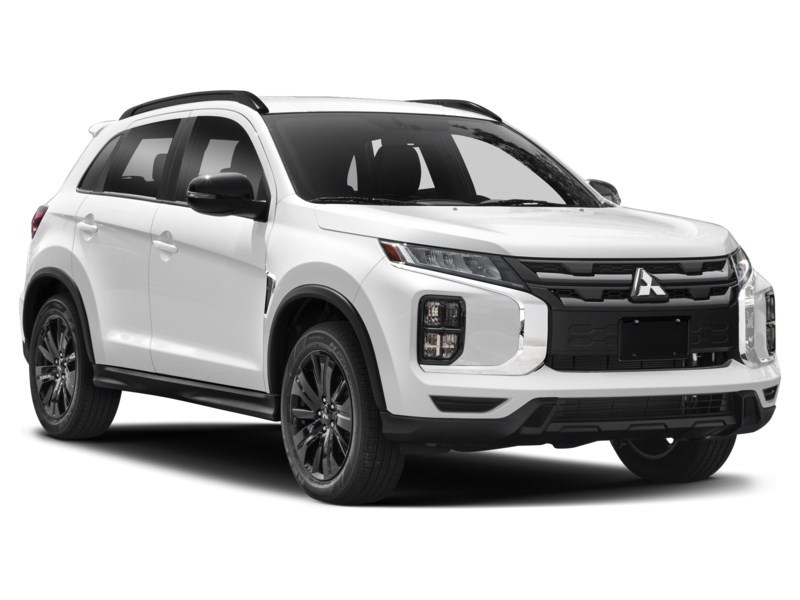 2022 Mitsubishi RVR LE AWC Exterior Shot 8