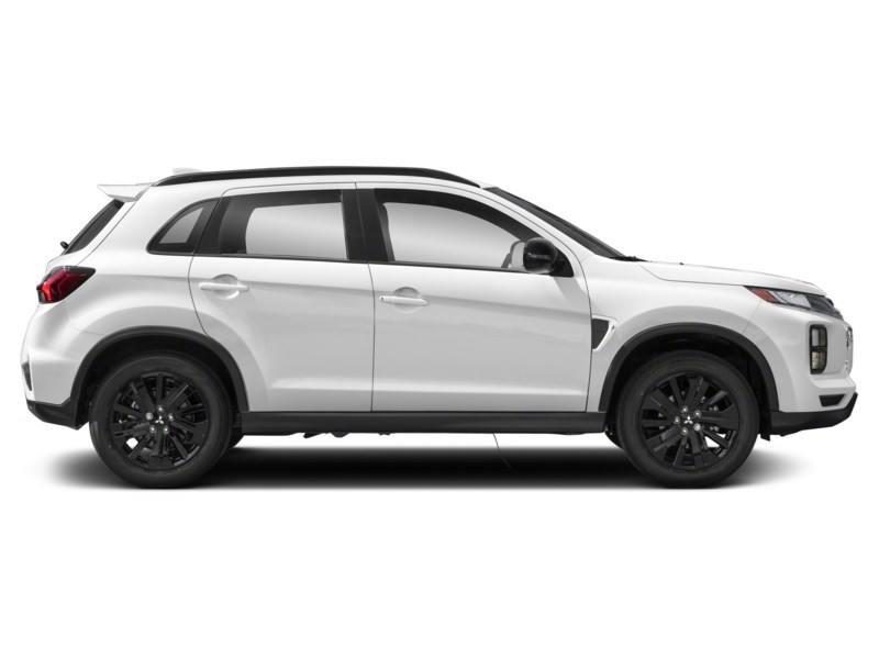 2022 Mitsubishi RVR LE AWC Exterior Shot 10