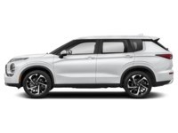 2024 Mitsubishi Outlander SE S-AWC White Diamond  Shot 3